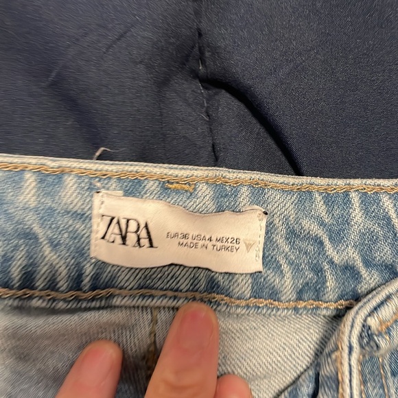 Zara jeans size 4 - Picture 3 of 4
